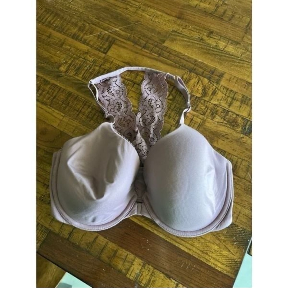 Victoria’s Secret worn once purple bra 34DD with wire light padding 1404